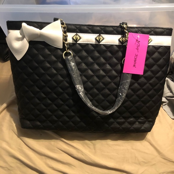 Betsey Johnson Handbags - Betsy Johnson Bag